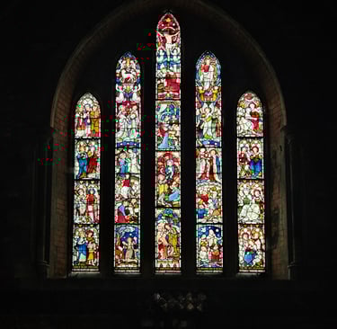 stained glass window in Eglwys Oen Duw, Beulah.