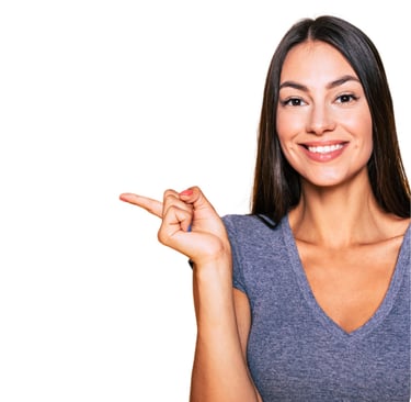 mujer señalando campaña de emails por encargo
