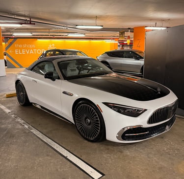 Mercedes-Maybach SL 680 right front 3/4th view