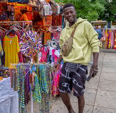 Reinhard Mokros: Afrika Markt auf dem Alexanderplatz