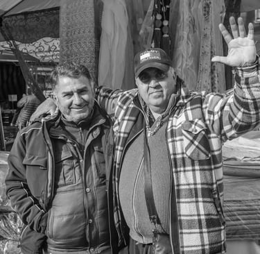 Reinhard Mokros: Porträt zweier Freunde auf dem Duisburg-Hamborner Altmarkt