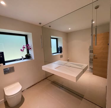 large wall to wall mirrors - floating basin