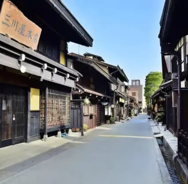 Historic Sanmachi Suji preserved street in Hida Takayama