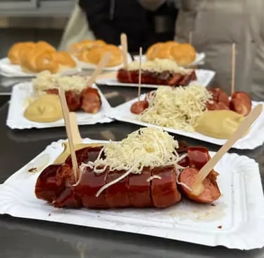 Viennese Käsekrainer sausages with mustard VIENNA FOOD GUIDE.