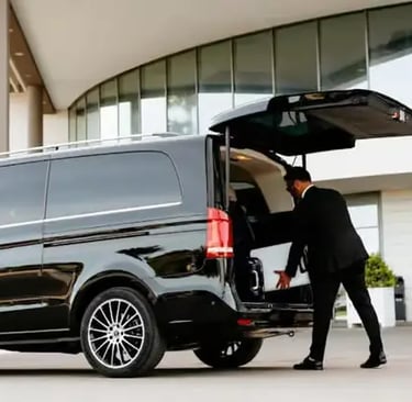  Luxury black Mercedes V-Class private transfer van with professional driver for Puglia tours from Lecce