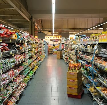 how to save money on groceries, groceries on a budget, grocery shopping on a budget