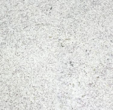Granito Branco Itaunas - L&C Marmoraria em São Paulo