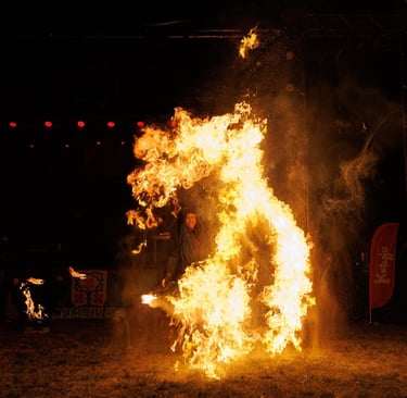 fire show Lithuania 7jinn fakyrai / ugnies pasirodymai - gera dovana jubiliejui