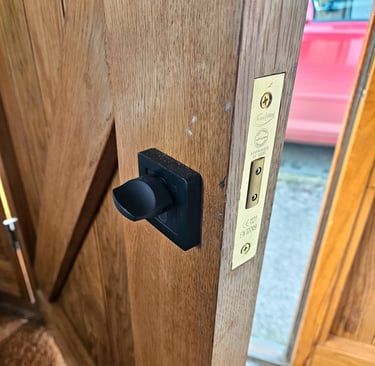 Locksmith Exeter new lock installation