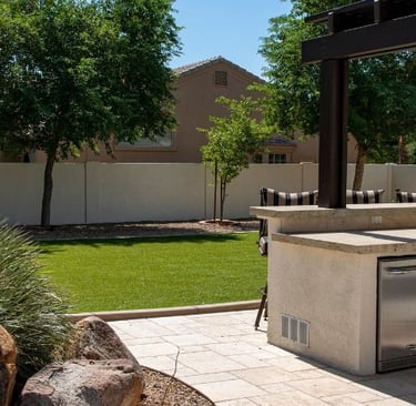 CUCINE E ZONE PRANZO ALL'APERTO