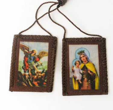 Escapulário de São Miguel Arcanjo