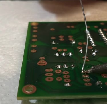 Digital echo chamber kit. Soldering 2