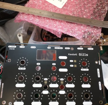 Ksoloti Gills: Front panel alignment 1