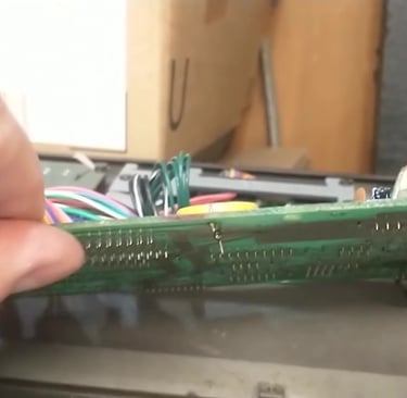 DX9 to DX7 Lifting Board for Battery Terminal Access