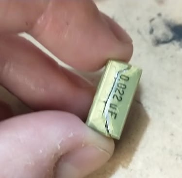 DX9 to DX7 Cracked Failed Capacitor 2