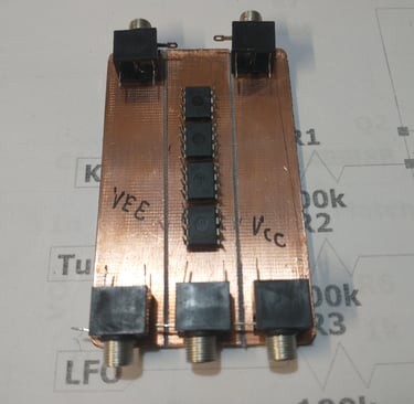 Deadbug VCO PCB with cuts for VCC, VEE and GND