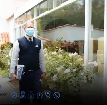 Checklist de seguridad empresarial realizado por supervisor en una planta industrial de Lima