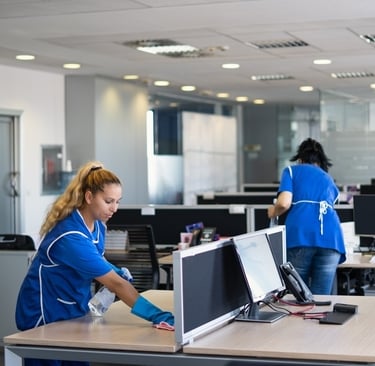 Nettoyage bureau , équipe professionnel et compétent.