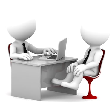 image évoquant le 2 -ème  RDV de 2 personnes autour d'un bureau