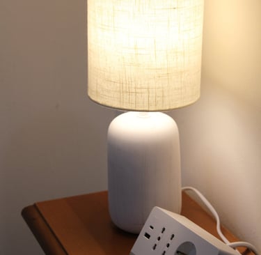lodgings in sadinia a bed lamp with usb plugs 
