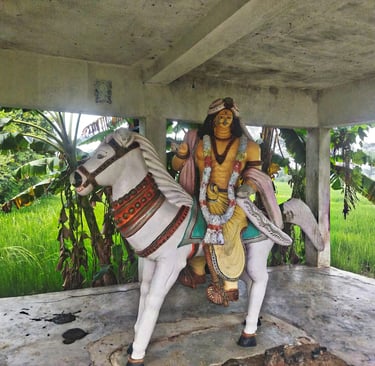 statue
