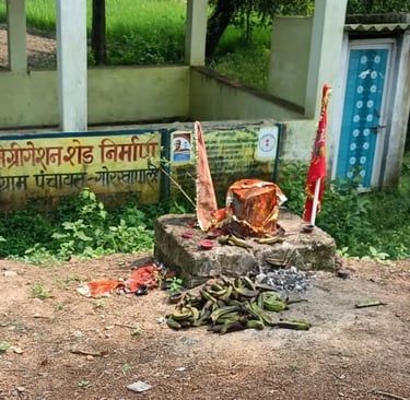 statue