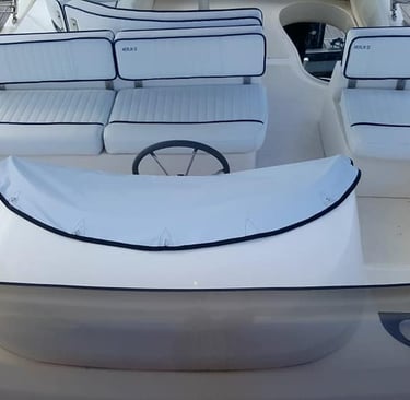 tapiceria-nautica-interior-poliester-reforzado-fuengirola-yate