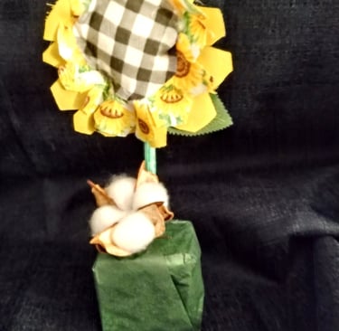 Who loves fabric flowers?