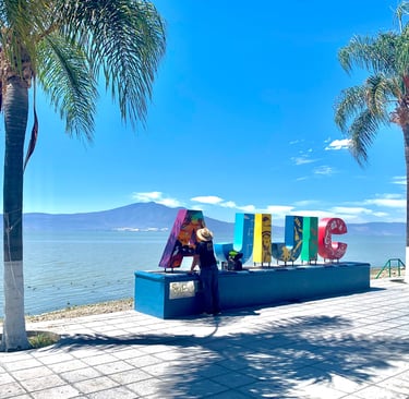 Malecon in Ajijic