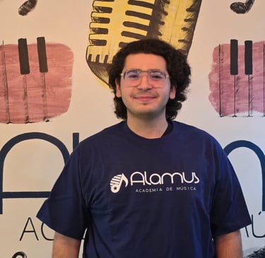 profe de guitarra clásica