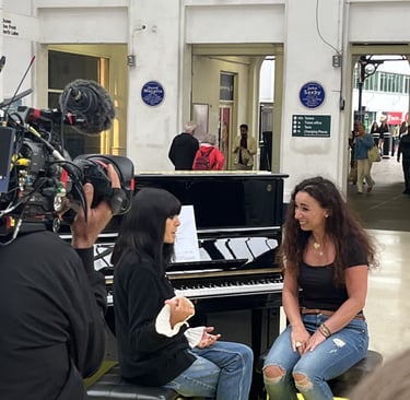 Helen Spooner and Claudia Winkleman chatting before performance on The Piano, Channel 4
