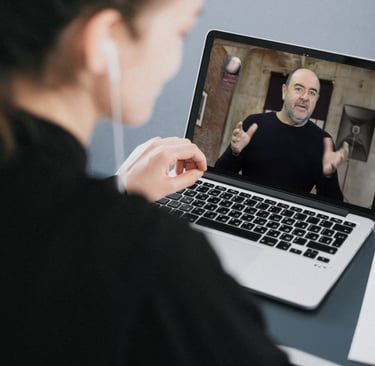 Martin Osner teaching a live Zoom session for Art Photography Courses.