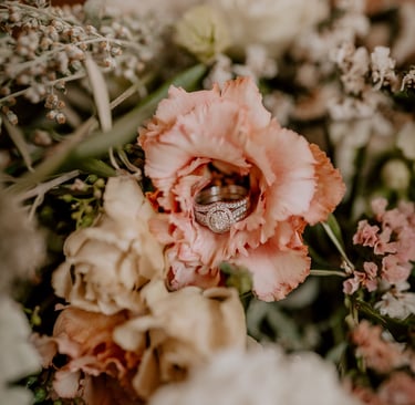 Locally grown flowers for weddings and events in Medford Oregon and surrounding areas