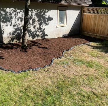 Light brown mulch