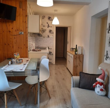 alt="cucine appartamento affitto val di Fassa"