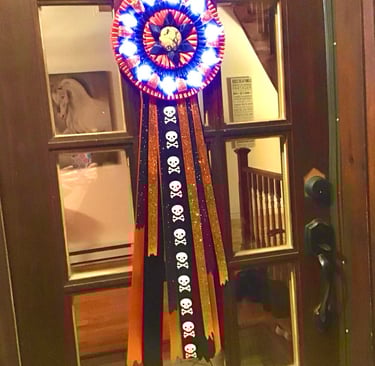 Rosettes d'Halloween avec ou sans jeu de lumières. Idéal pour porte d'entré. 13''X40'' approximatif.