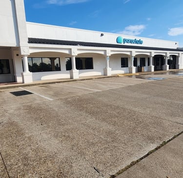 Clean commercial building - Parachute Donation Center