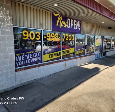 Clean windows at Alpa Insurance in Corsicana