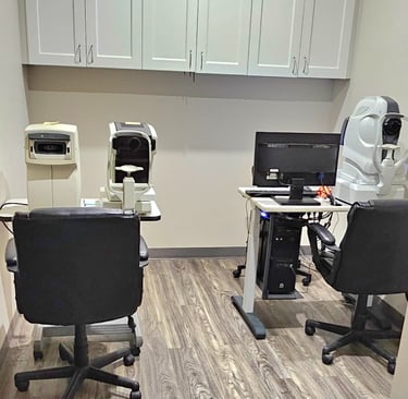 optometric pretest room with optical coherence tomography, autorefractor, non contact tonometry
