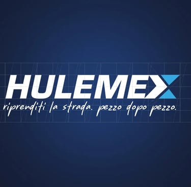Logo Hulemex con claim riprenditi la strada, pezzo dopo pezzo su griglia grafica.