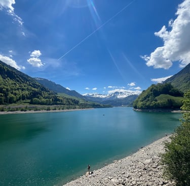 Looking out over Lake Lungern at the Swiss Alps