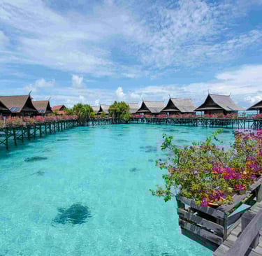 Beautiful waters at Sipadan Kapalai Dive Resort