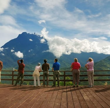 Mount Kinabalu view from Pekan Nabalu Market
