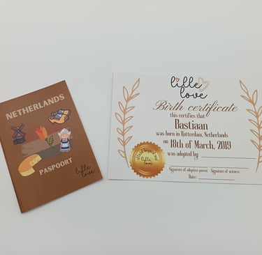 Birth certificate and passport for Lille Love doll