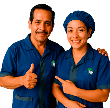 Equipo de trabajo de NOAM en uniforme azul