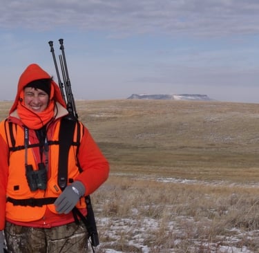 Miss Pauline with Square Butte as a backdrop