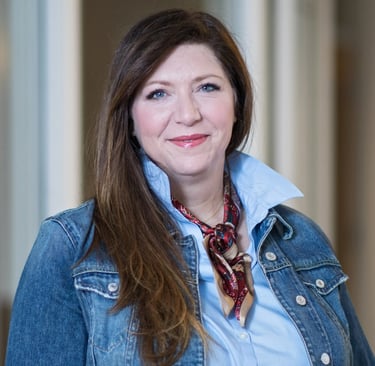 Founder, Lauran Hundshamer