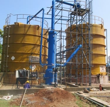 FUME SCRUBBING SYSTEM FOR HCL FUMES FROM STORAGE TANKS