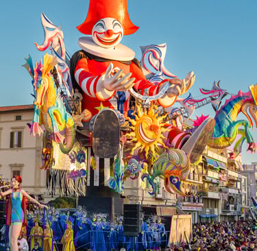 Carnival-Italy-Viareggio- Mask- costumes-parade