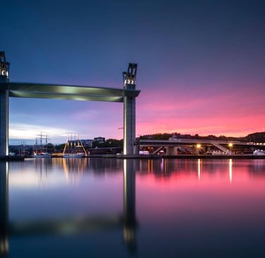 pont flaubert de la ville de Rouen de Nuit